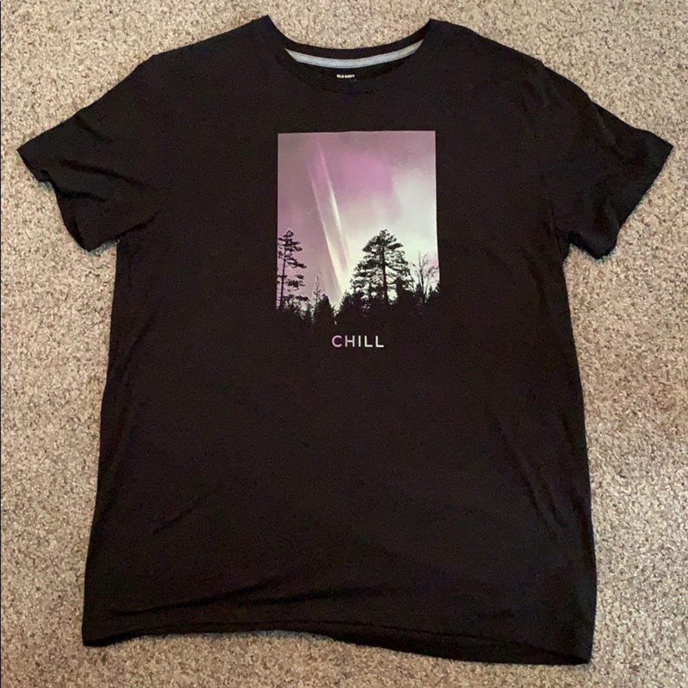 black t-shirt